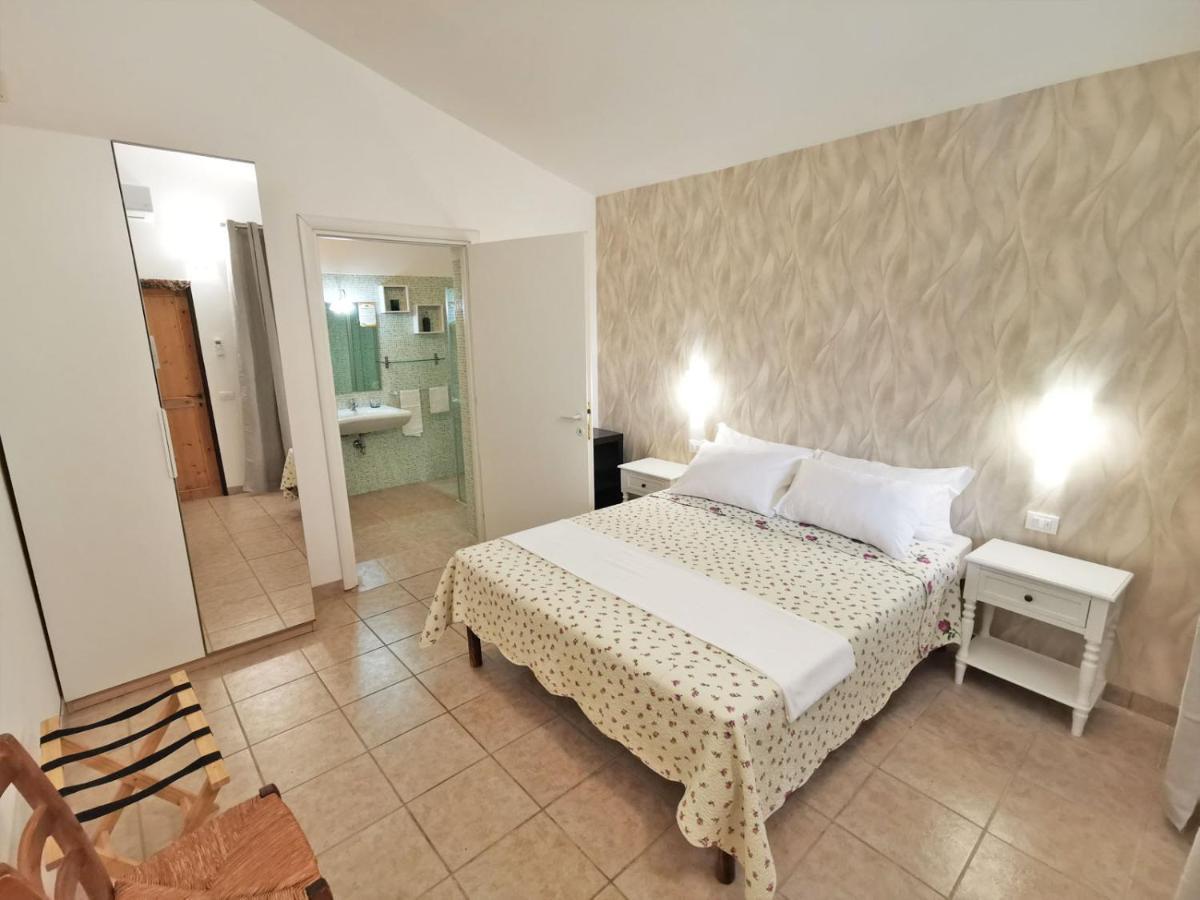 Il Girasole Country Village Massignano Exteriér fotografie