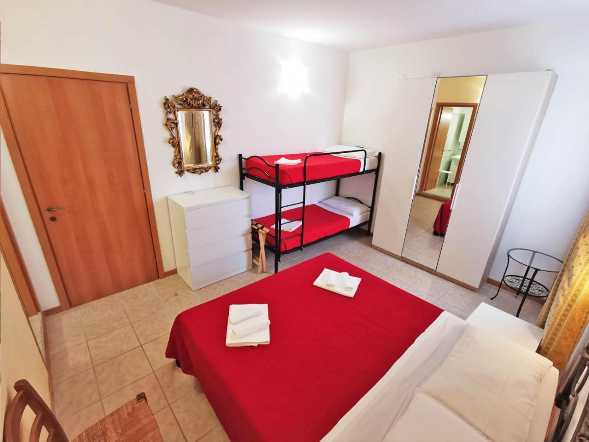 Il Girasole Country Village Massignano Exteriér fotografie